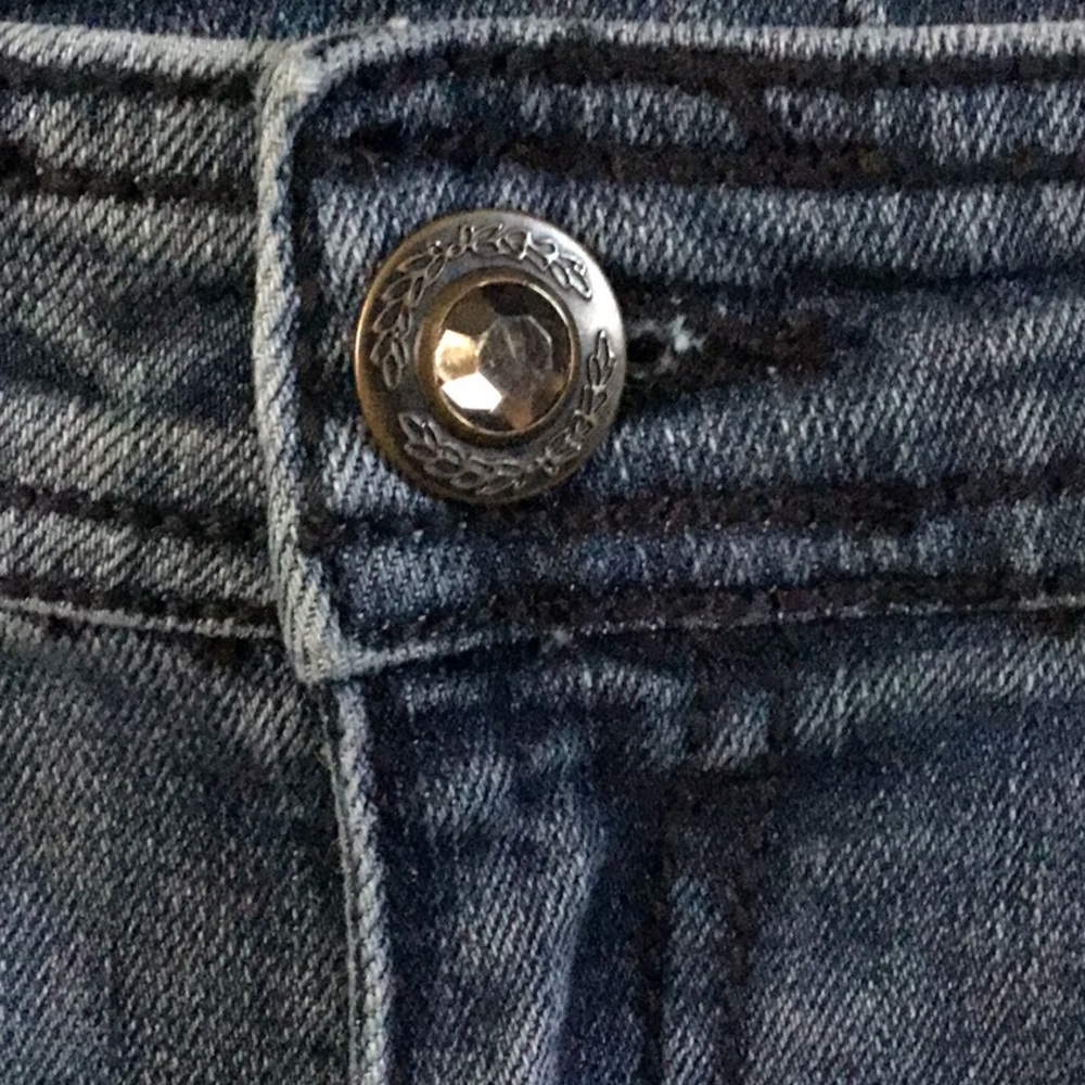 Jeans - Picture 2 of 6